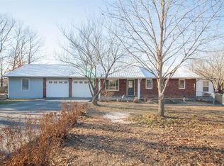 20595 Harris Ln, Dixon, MO 65459