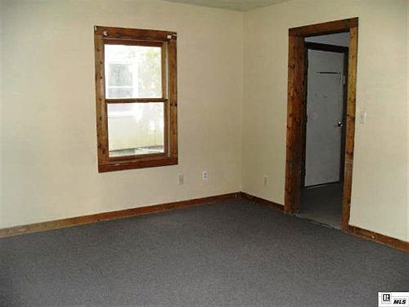 4th image of 1122 SE Pinecrest Dr