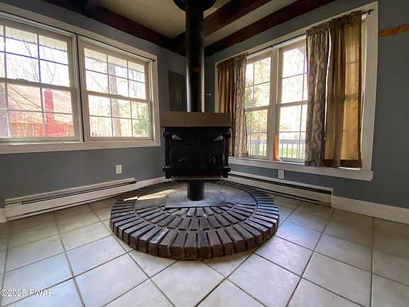 5th image of 113 Yvonne Ct
