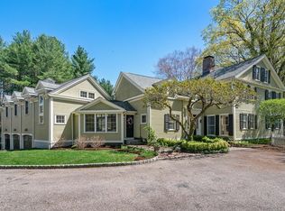 113 S Main St, Sherborn, MA 01770
