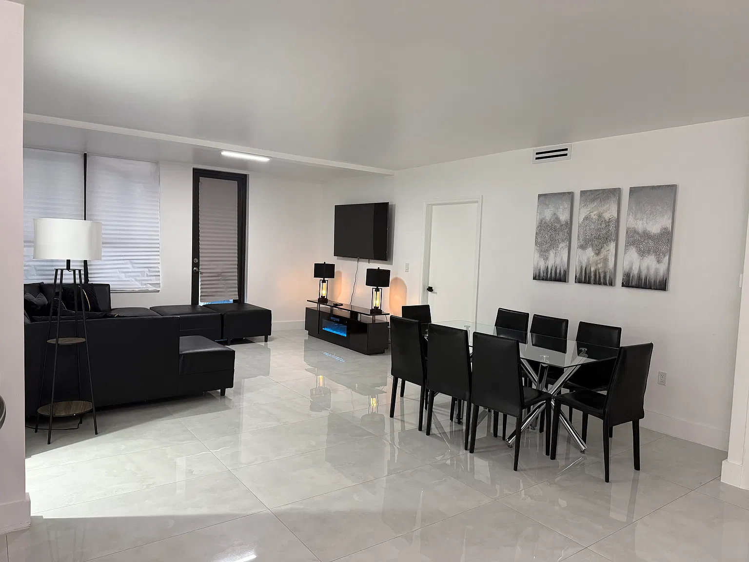 3 bed, 1342 sqft, $5,000 — Photo 2