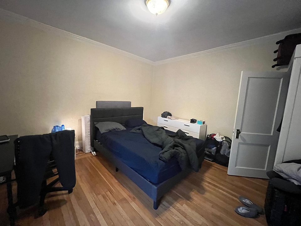 1st image of 75 Longwood Ave #2D