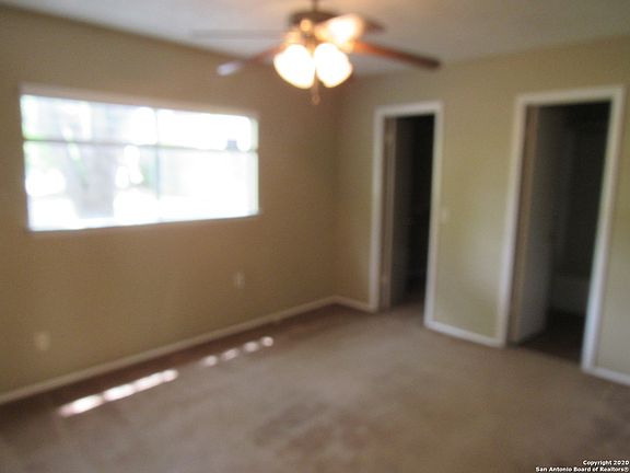 5th image of 125 Meadow Dr