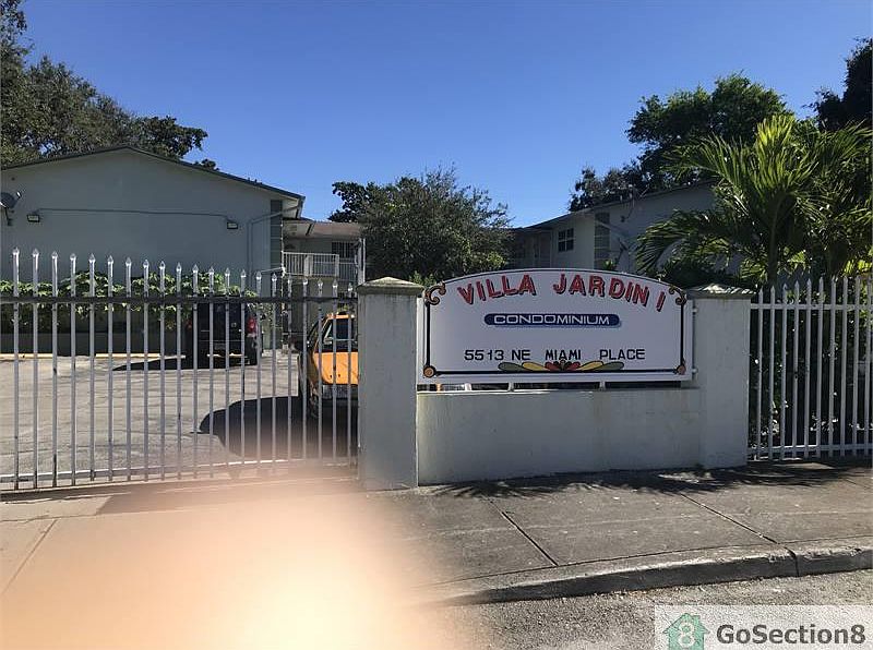1st image of 5513 NE Miami Pl APT 9