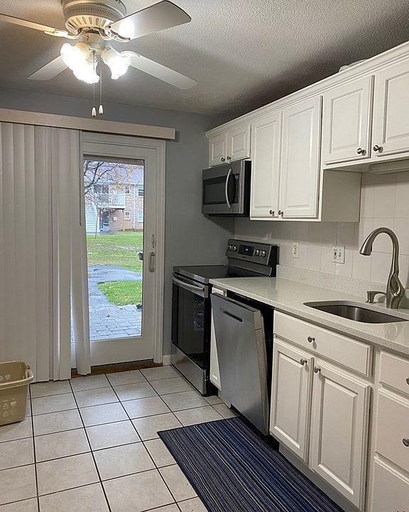 1st image of 70 Washington Park Dr #10