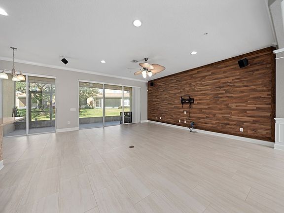 5th image of 6375 San Lazaro Ct Unit 105