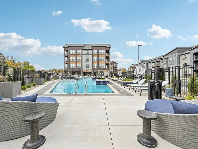 The Quarry Luxury Apartments — Photo 37
