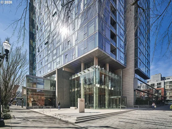 1221 SW 10th Ave Unit 702, Portland, OR 97201