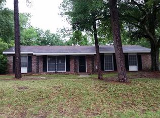 5964 Montfort Rd S, Mobile, AL 36608