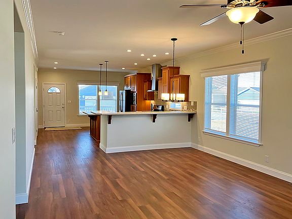 3rd image of 102 Vanderbilt Dr #1539