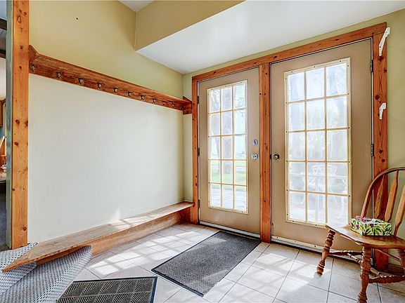 5th image of 7786 E Main St