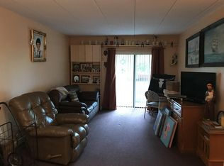 137 Franklin St APT 105, Stoneham, MA 02180