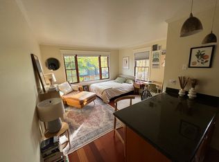 217 17th Ave E APT 3, Seattle, WA 98112