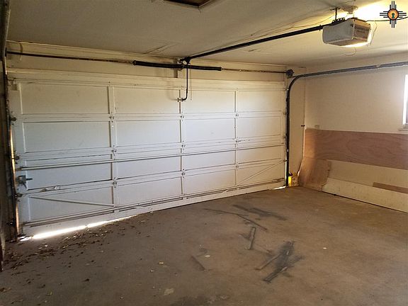 4th image of 139 Yucca Dr