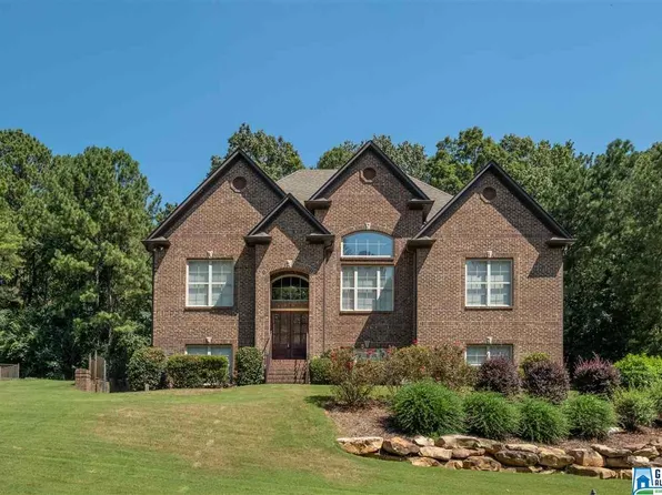 6620 Hemlock St, Trussville, AL 35173