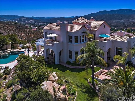 4th image of 20400 Paseo Montana