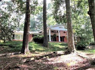106 Northampton Rd, Natchez, MS 39120