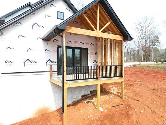 3rd image of 11286 Leesville Rd