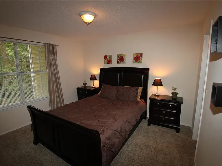 The Ethans Apartments — Photo 44