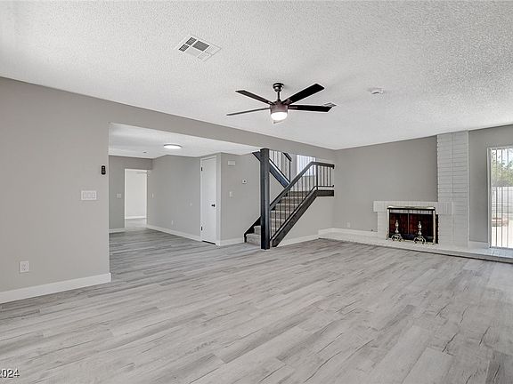 2nd image of 2432 Golden Arrow Dr