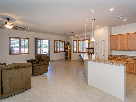4th image of 251 E Calle Vivaz