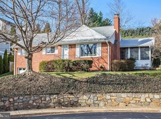 3542 N Utah St, Arlington, VA 22207