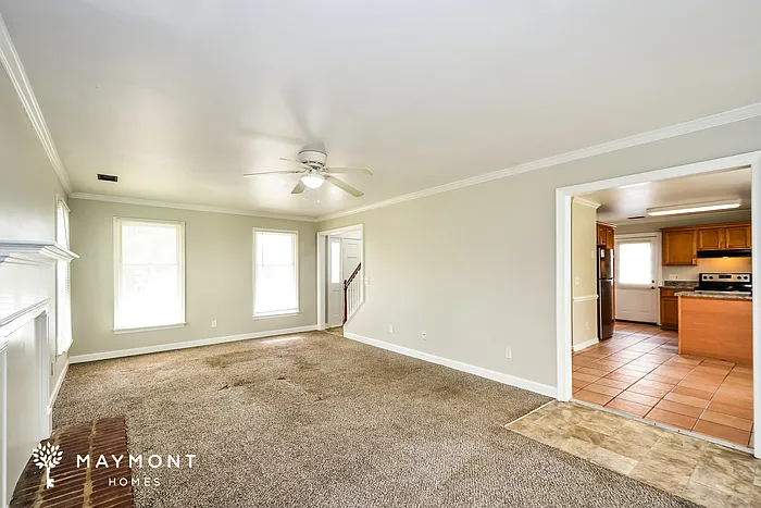 117 Greenglen Dr — Photo 5