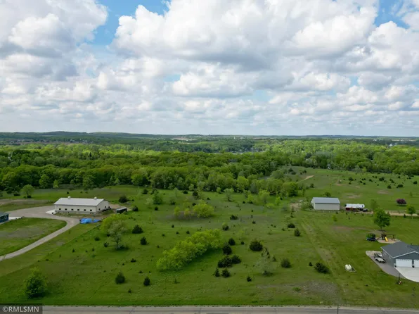 105th St NW, South Haven, MN 55382