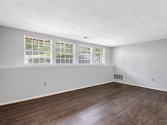 4th image of 7604 Roscommon Ct APT 2403