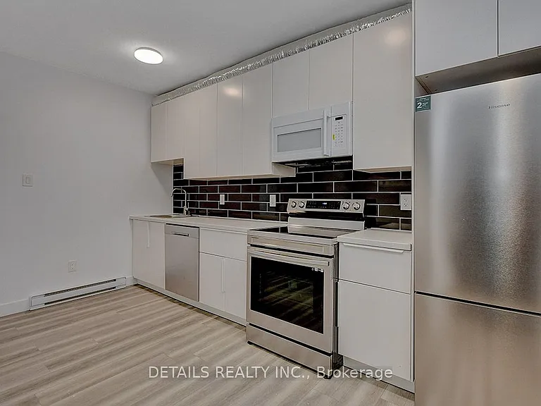 285 A Montfort St #B — Photo 6