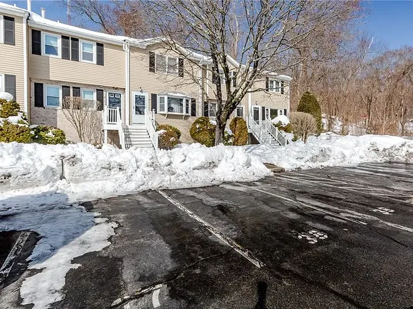 47 Morgan Ave, Johnston, RI 02919