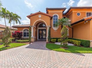 16046 NW 81st Ct, Miami Lakes, FL 33016