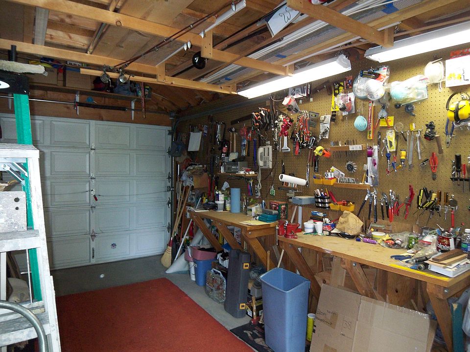 workshop/garage for all toys