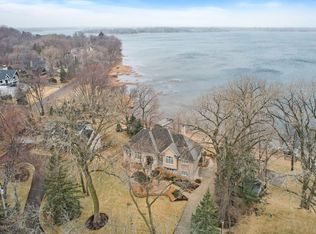 10 Peninsula Rd, White Bear Lake, MN 55110