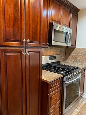 Sold by Metropolitan Property Group | media 25