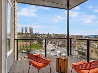 303 4th Ave UNIT 4, Kirkland, WA 98033