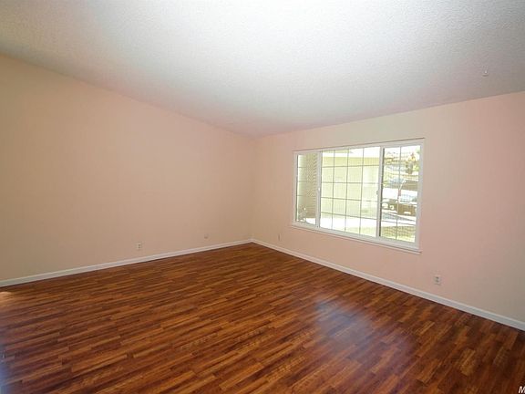 4th image of 8084 Poulson St
