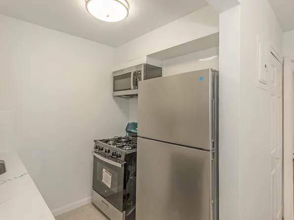 84-124 Austin Street image 20 of 38