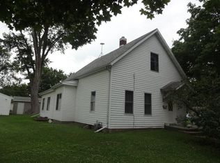 733 Hedge Ave, Burlington, IA 52601