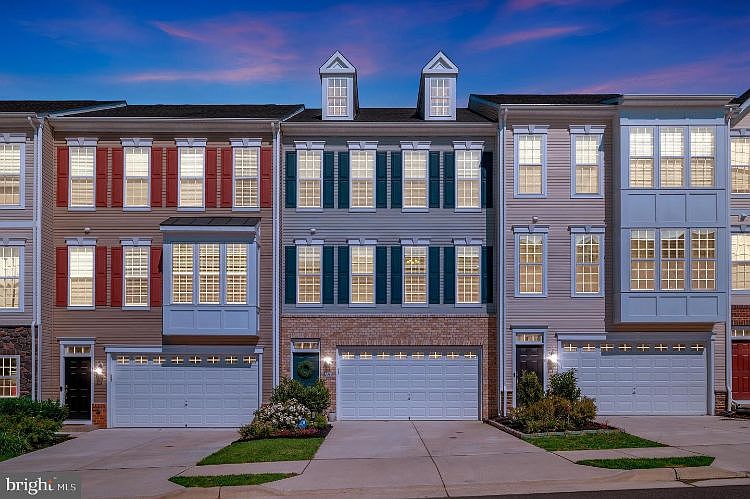 1st image of 14 Mattock Way #15