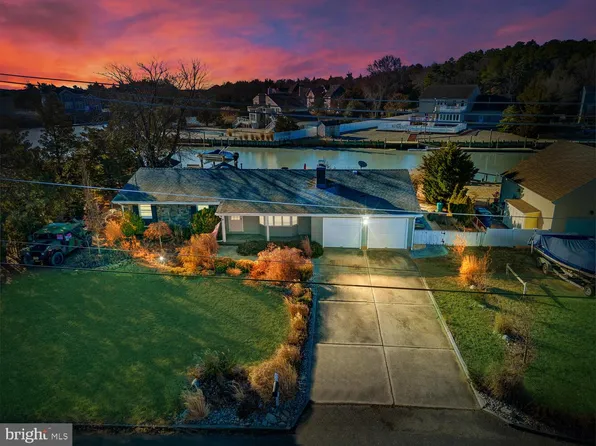 28 Atlantis Blvd, Little Egg Harbor, NJ 08087