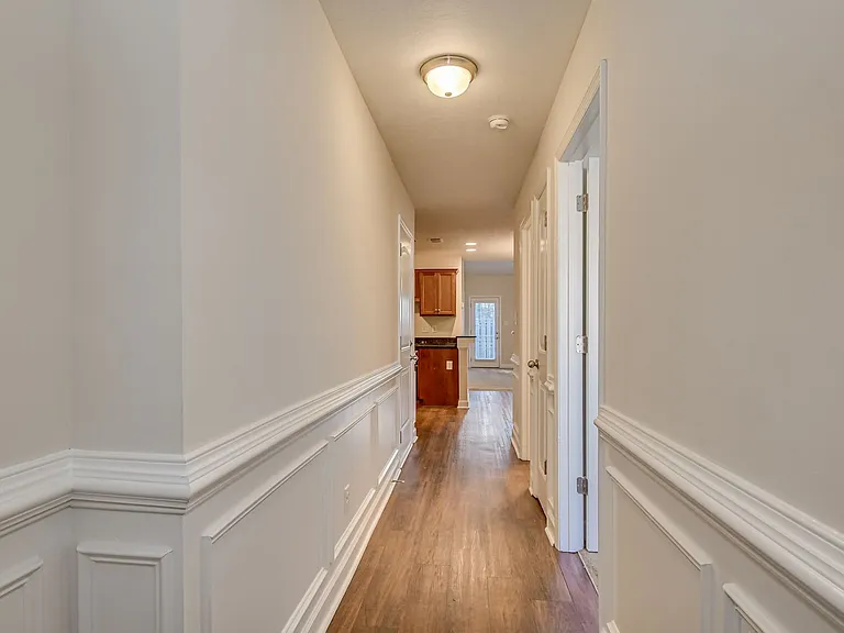 Stonewyck Luxury Townhomes — Photo 32