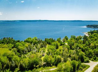 14 Bates Ln, Islesboro, ME 04848