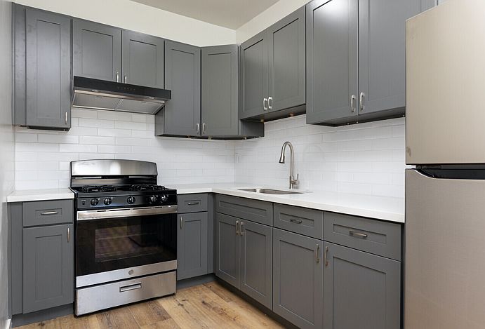 1st image of 516 S Saint Andrews Pl #108