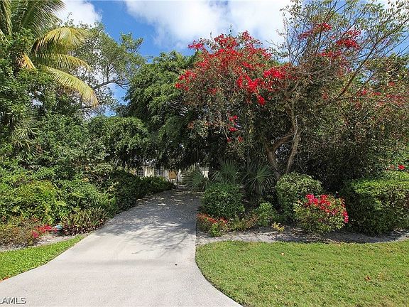 3rd image of 641 Lake Murex Cir