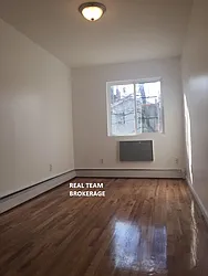 Rented by Real Team Brokerage