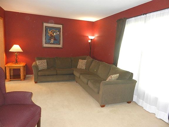Spacious Living Room