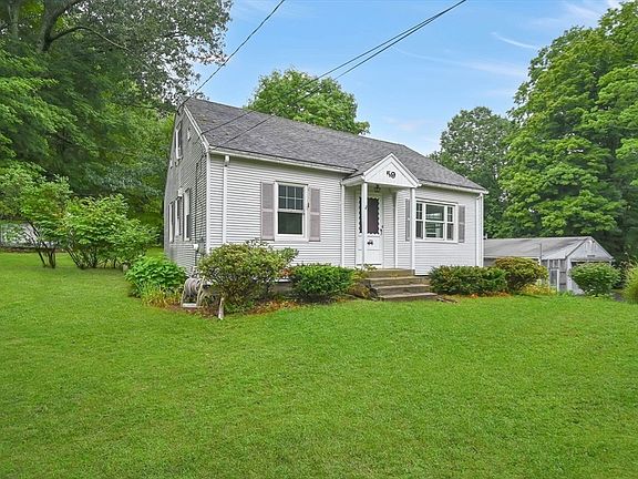 2nd image of 59 Vining Hill Rd