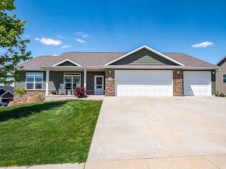 1st image of 512 Rolling Hills Dr
