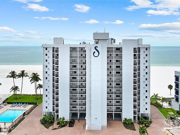 2nd image of 6400 Estero Blvd APT 301